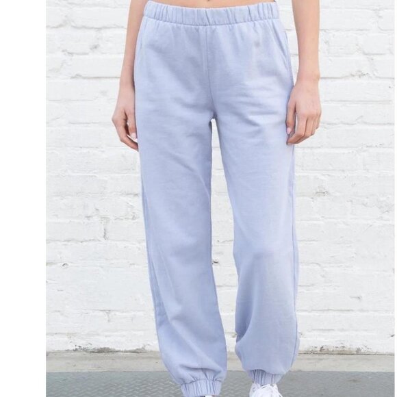 Brandy Melville - PERIWINKLE ROSA SWEATPANTS - Picture 2 of 5